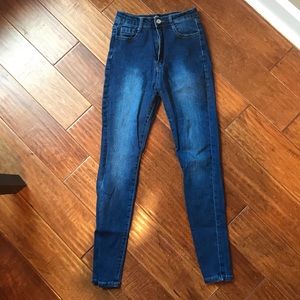 Size Medium Navi Jeans